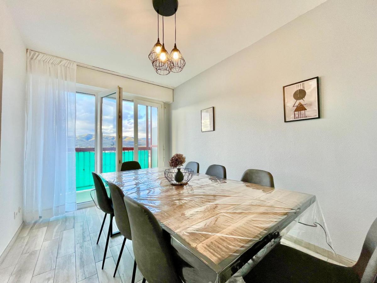 Colmar - La Cigogne - Balcon - Vue Degagee - Netflix - Wifi Fibre - Parking Gratuit - Quartier Populaire Apartamento Exterior foto