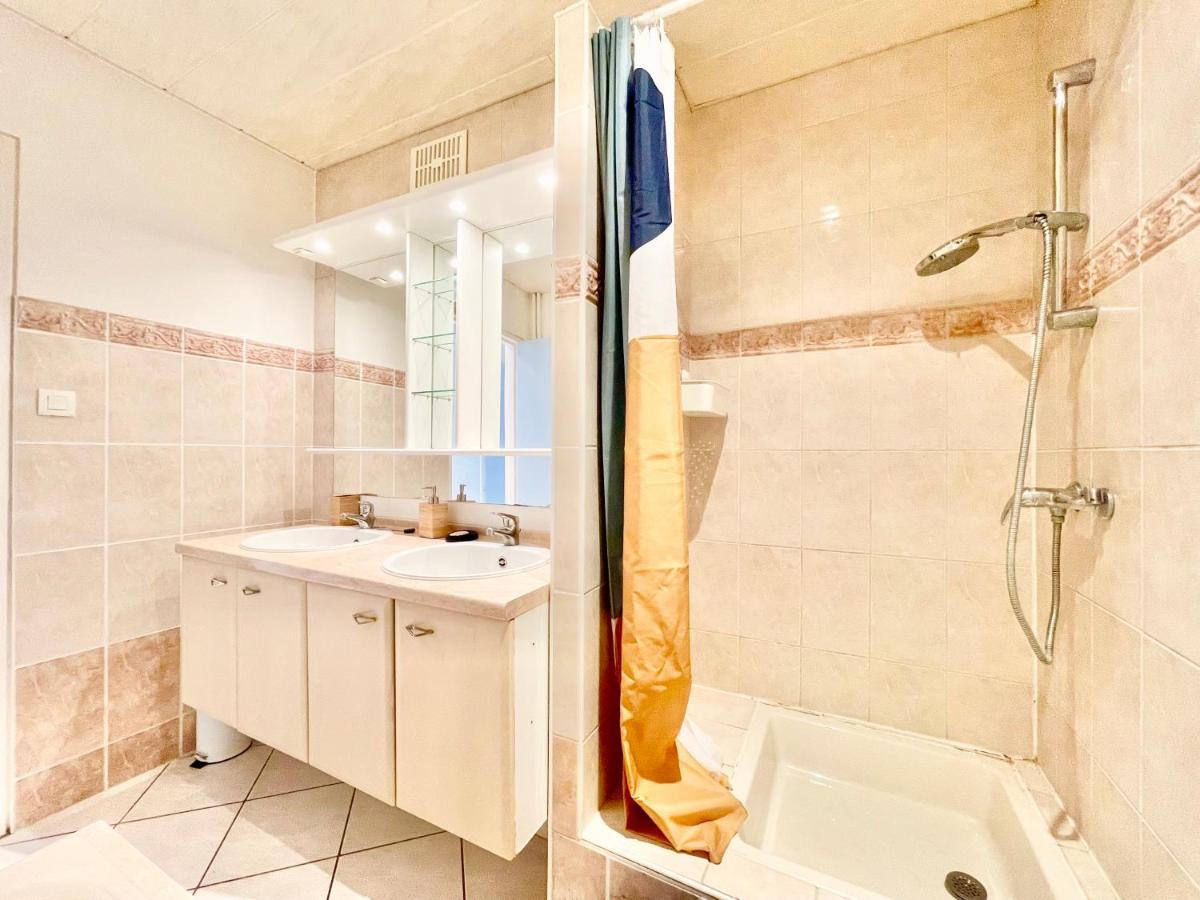 Colmar - La Cigogne - Balcon - Vue Degagee - Netflix - Wifi Fibre - Parking Gratuit - Quartier Populaire Apartamento Exterior foto